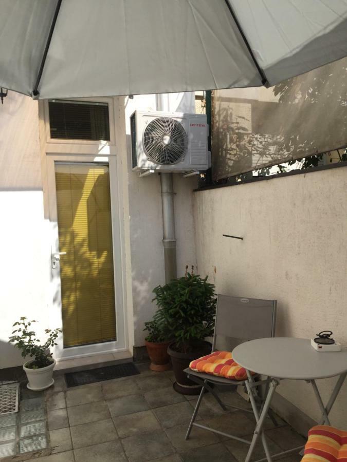 Crown Street Garden Studio Belgrade Exterior photo